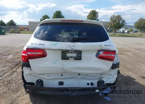 2019 Mercedes-Benz Glc 300 4Matic from USA, damaged, VIN WDC0G4KB4KV178897